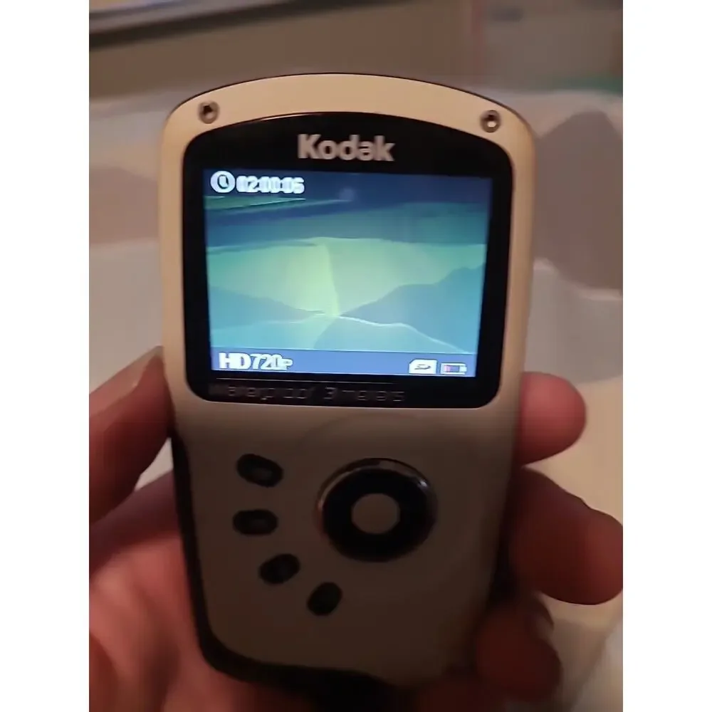 Kodak Play Sport ZX3 Waterproof (3 m/ 10 ft) 1080p Video Camera - white/purple